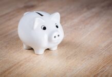 Jak żyć oszczędnie 2023?